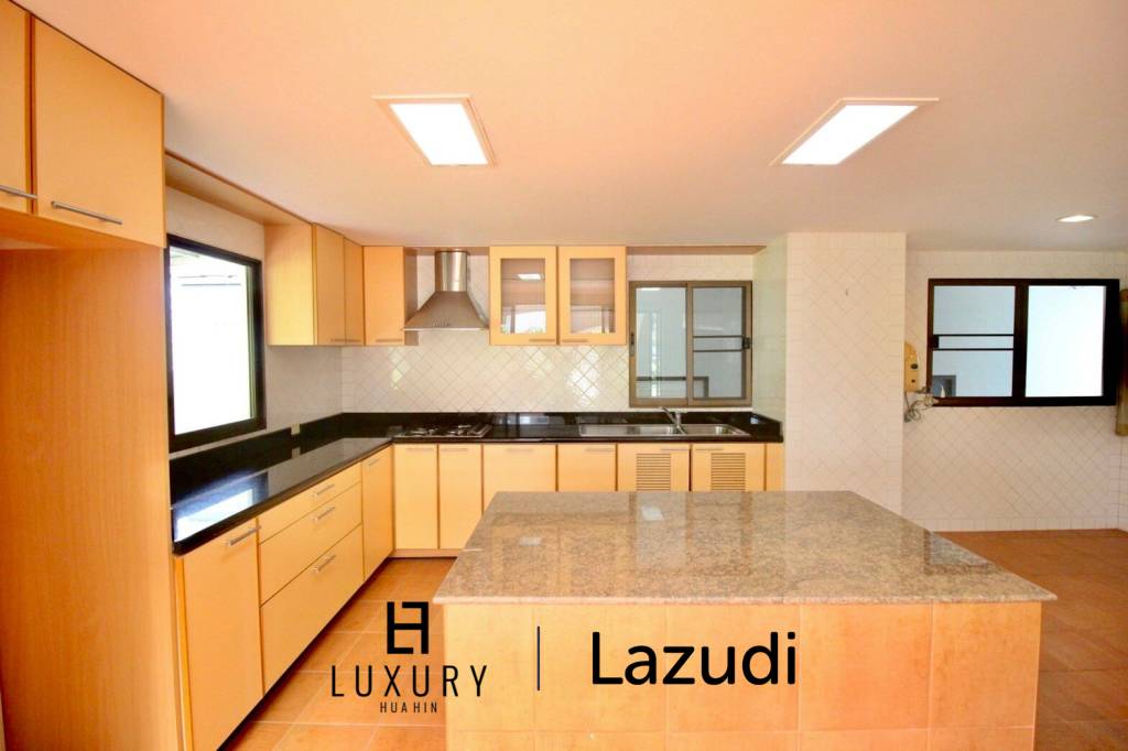 Дом 1,034 кв.м. 4 Кровать 