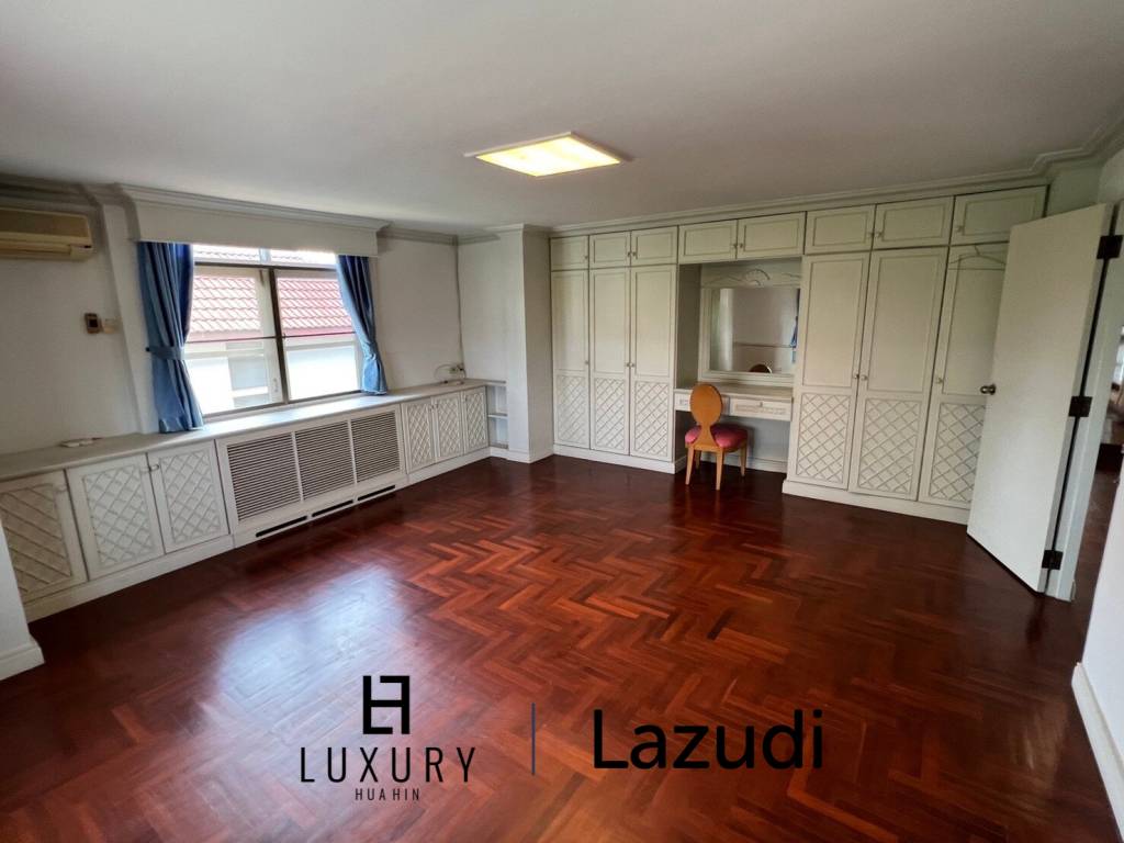 Дом 1,034 кв.м. 4 Кровать 