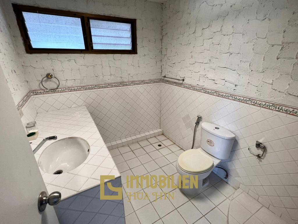 Palm Beach Village: 4 Schlafzimmer Villa