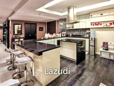 3 bed 3 bath 242 SQ.M Watermark Chaophraya