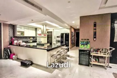 3 bed 3 bath 242 SQ.M Watermark Chaophraya