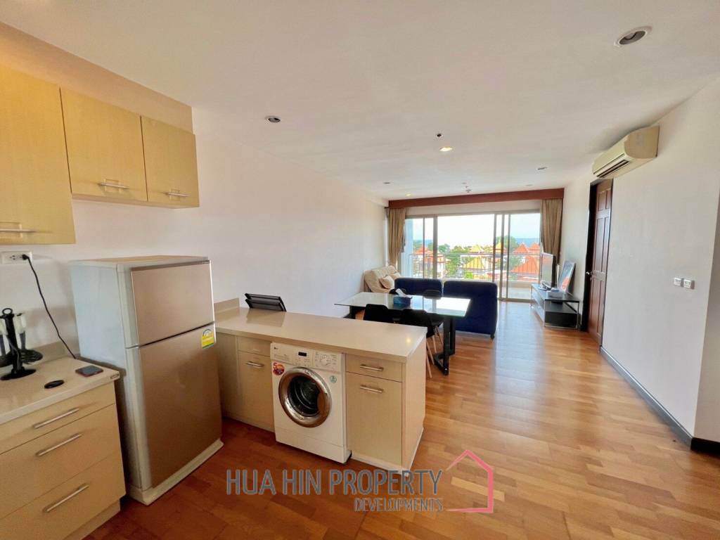 Boathouse: 2 Bedroom Condo With Sea View
