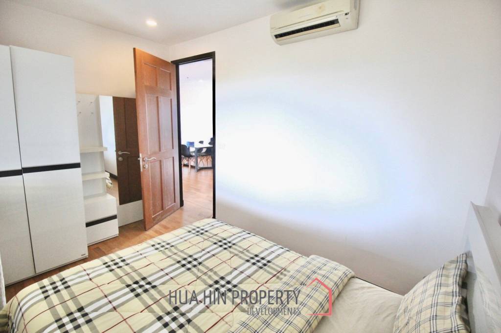 Boathouse: 2 Bedroom Condo With Sea View