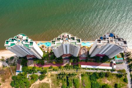 Chaam Longbeach: 3 Schlafzimmer Condo mit Poolblick