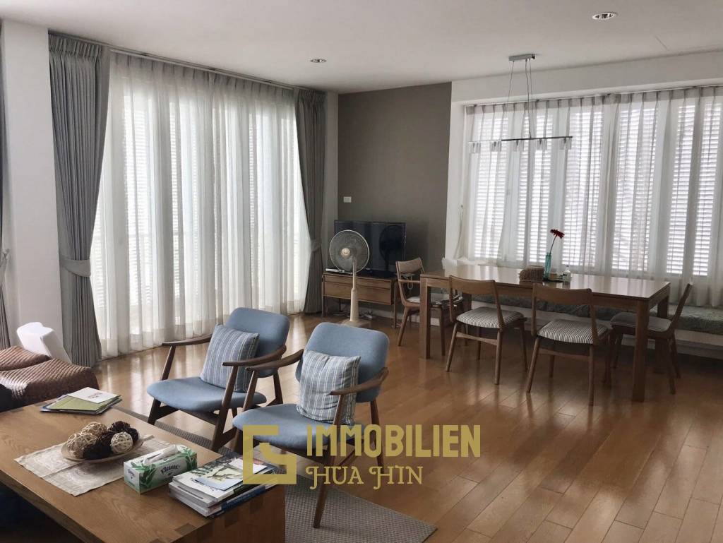 Malibu: 2-Schlafzimmer-Eigentumswohnung mit Poolblick