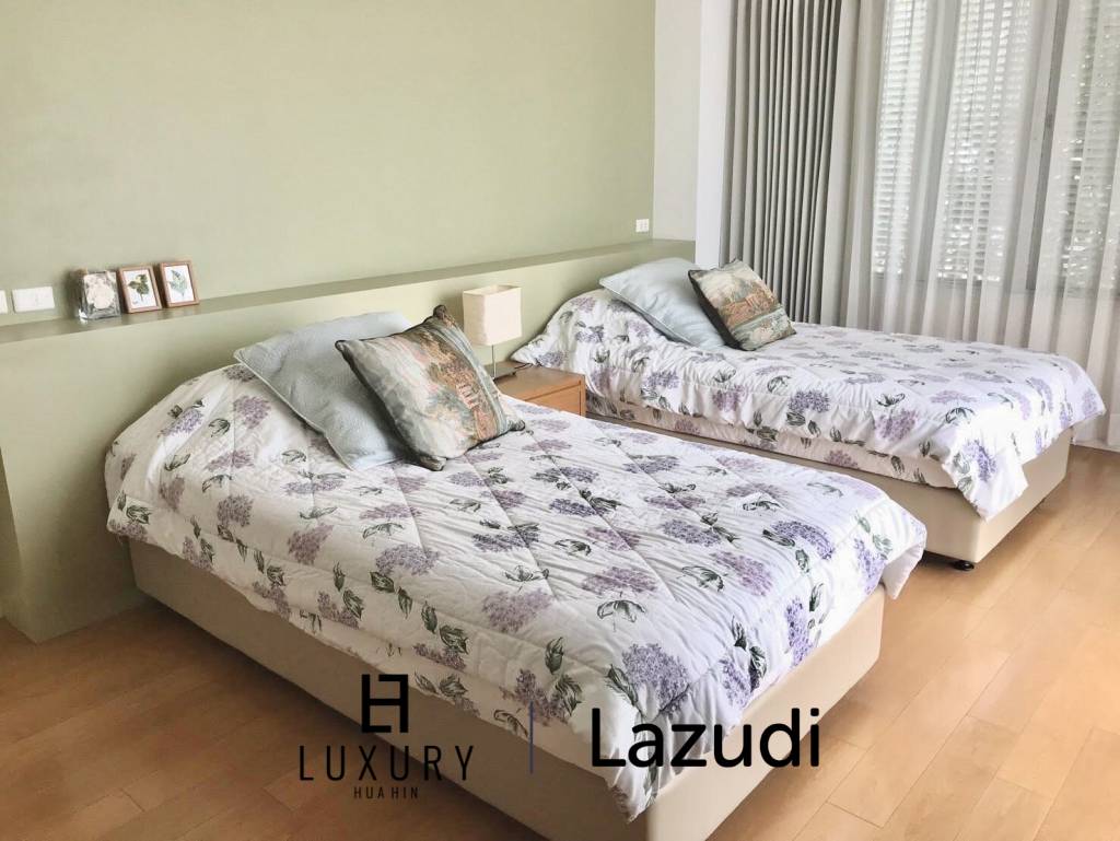 Malibu: 2-Schlafzimmer-Eigentumswohnung mit Poolblick