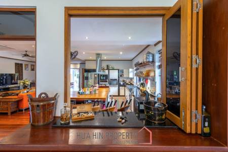 Amazing 5 Bedroom Luxury Property on 4 Rai of Land