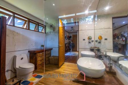 Amazing 5 Bedroom Luxury Property on 4 Rai of Land