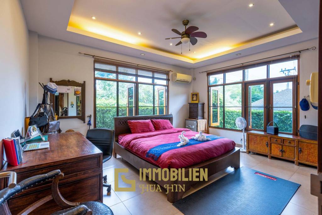 Beeindruckende 5 Schlafzimmer Luxusimmobilie auf 6400 qm (4 Rai) Land