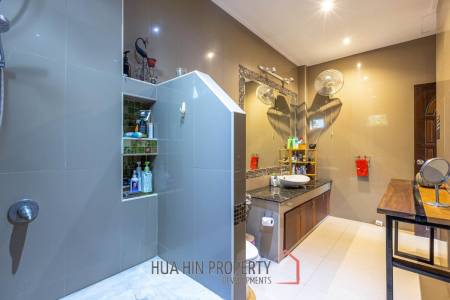 Amazing 5 Bedroom Luxury Property on 4 Rai of Land