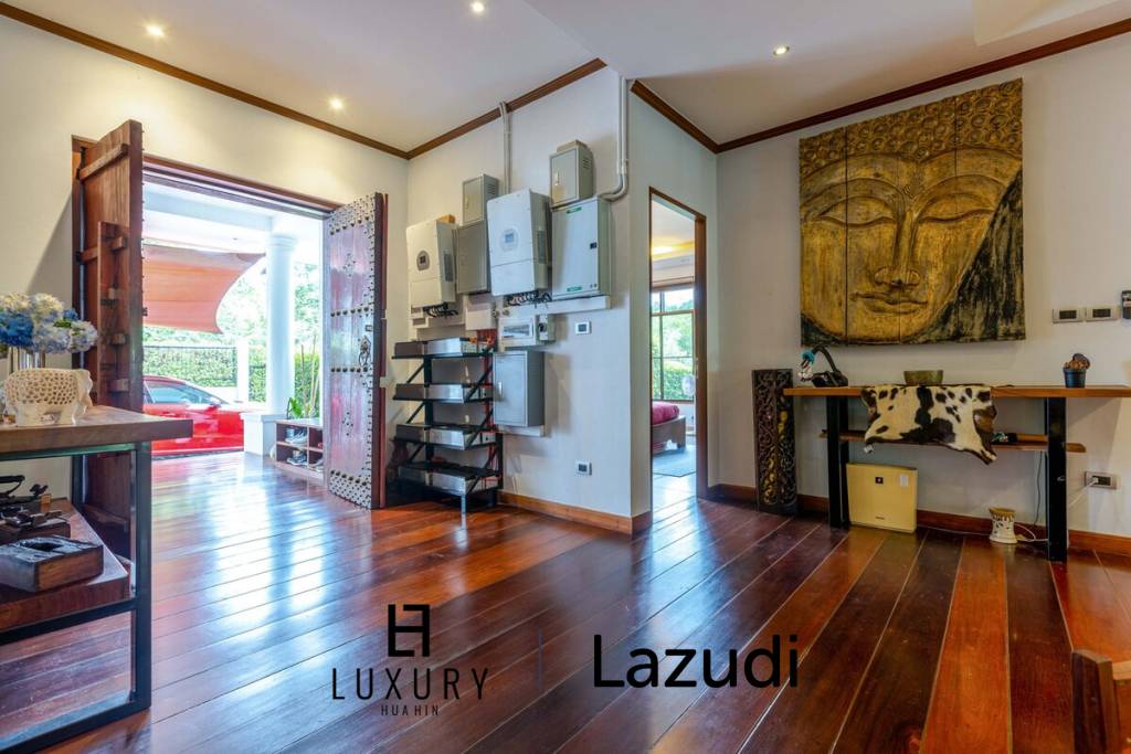 Amazing 5 Bedroom Luxury Property on 4 Rai of Land