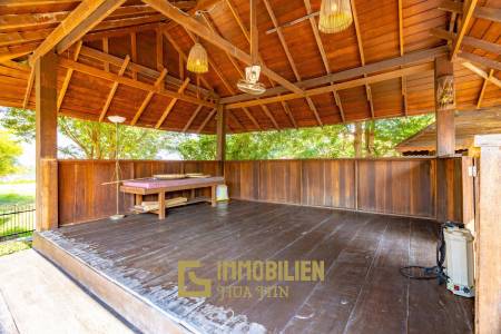 Beeindruckende 5 Schlafzimmer Luxusimmobilie auf 6400 qm (4 Rai) Land