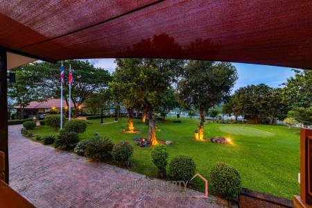 Amazing 5 Bedroom Luxury Property on 4 Rai of Land