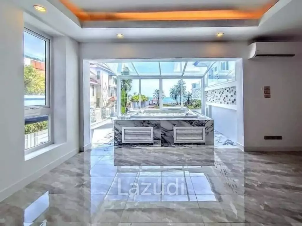 4 Bedrooms 5 Bathrooms 470 Sqm. Luxury Pool Villa Beachfront.