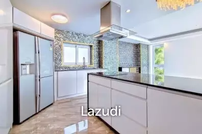 4 Bedrooms 5 Bathrooms 470 Sqm. Luxury Pool Villa Beachfront.