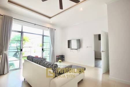 Nice Breeze By The Sea : 4 Bedroom Villa Close To The Beach