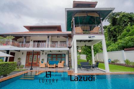 White Lotus 1: 5 Bedroom Bali Style Villa in Great Location
