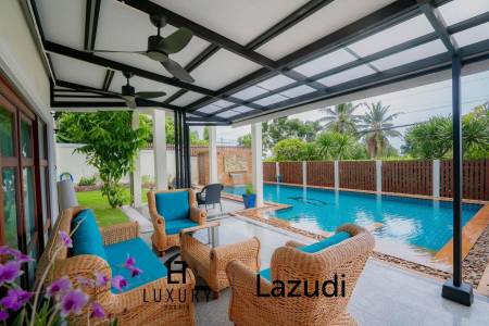 White Lotus 1: 5 Bedroom Bali Style Villa in Great Location