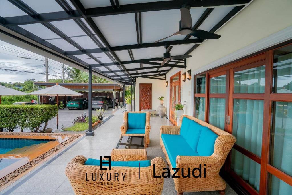 White Lotus 1: 5 Bedroom Bali Style Villa in Great Location