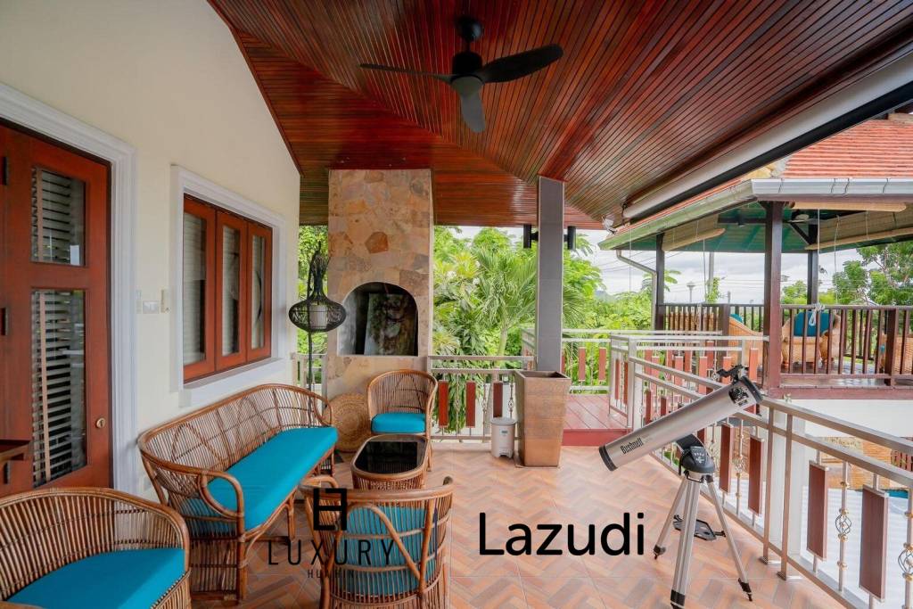 White Lotus 1: 5 Bedroom Bali Style Villa in Great Location