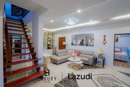 White Lotus 1: 5 Bedroom Bali Style Villa in Great Location