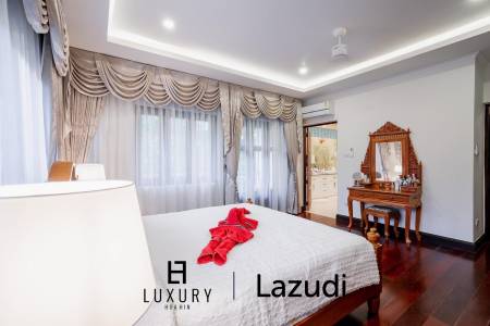 White Lotus 1: 5 Bedroom Bali Style Villa in Great Location