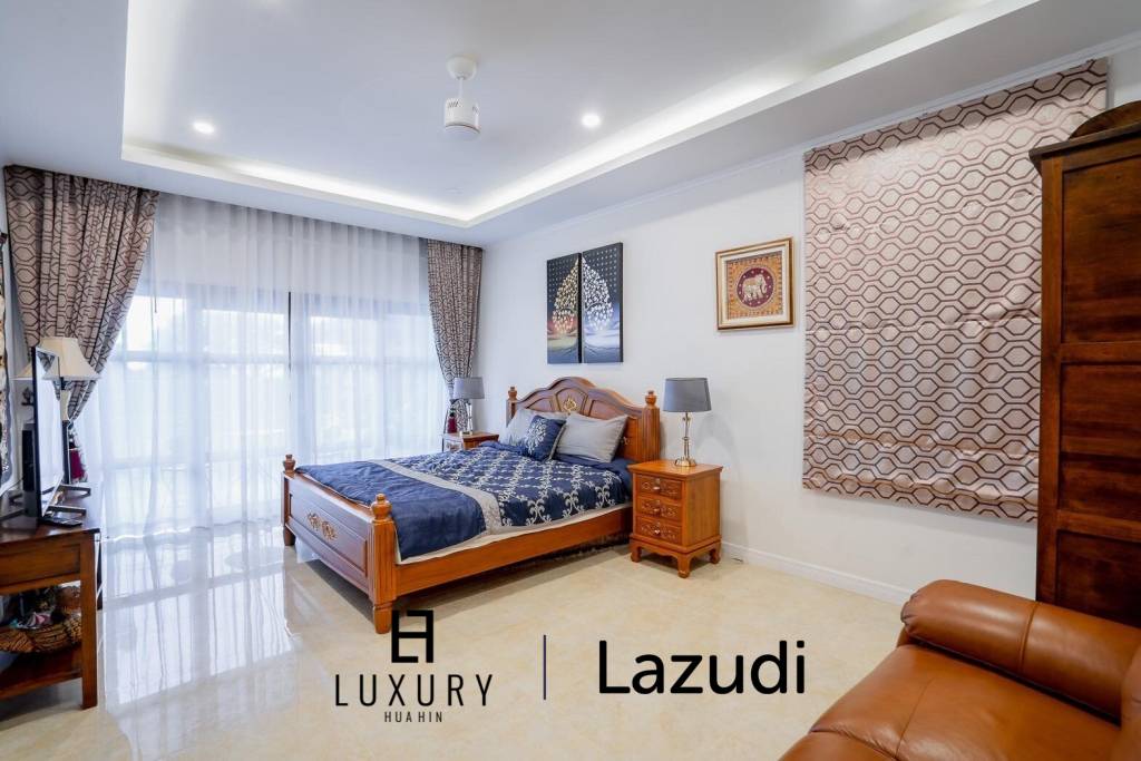 White Lotus 1: 5 Bedroom Bali Style Villa in Great Location