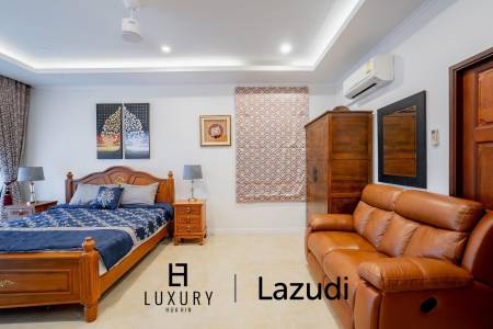 White Lotus 1: 5 Bedroom Bali Style Villa in Great Location