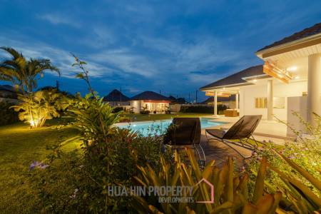 Mali Signature: Stunning 4 Bedroom Pool Villa