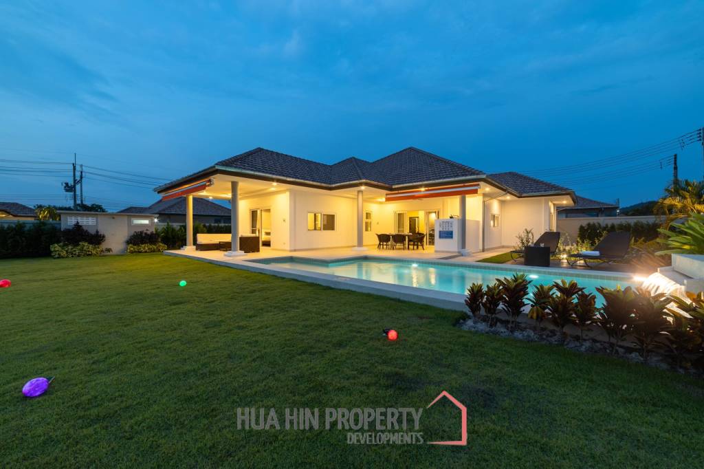 Mali Signature: Stunning 4 Bedroom Pool Villa