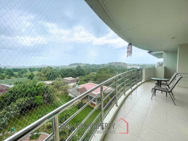 Searidge: Absolutely Stunning 2 Bedroom Condo For Sale