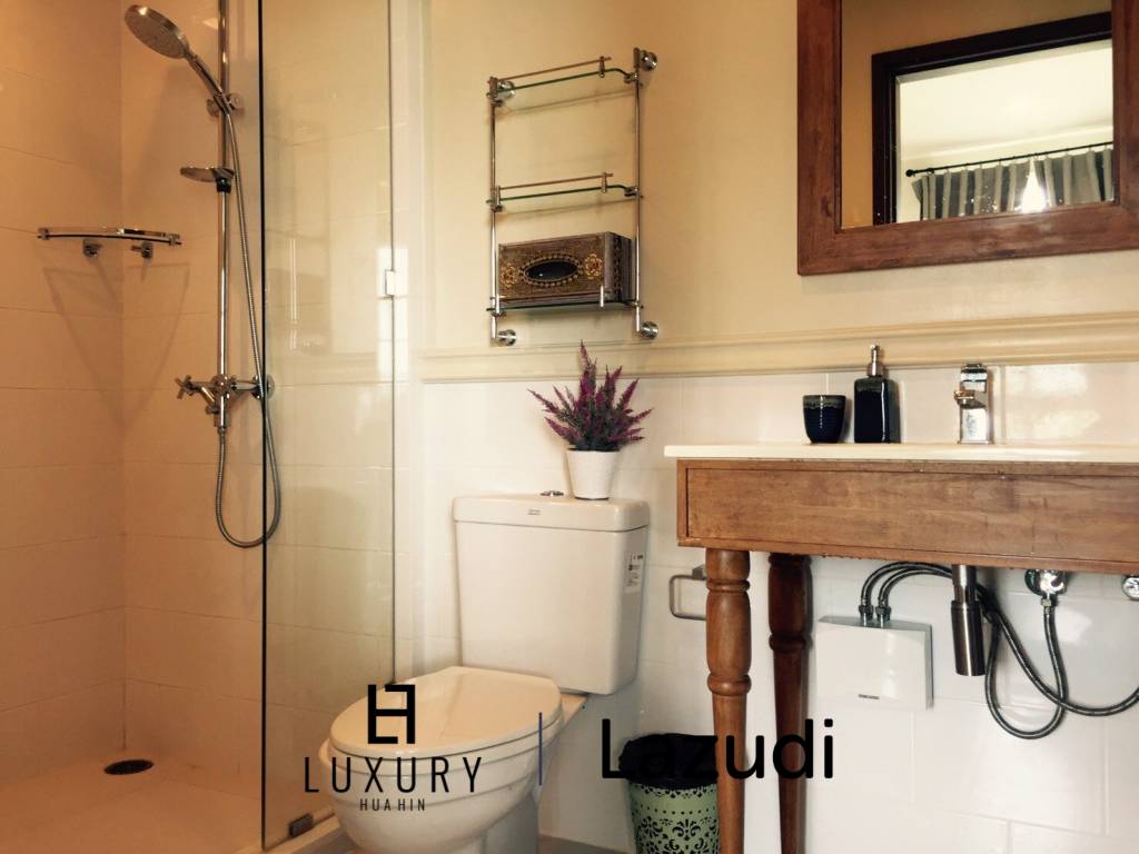 Autumn Condo: 1 Bedroom Condo For Sale