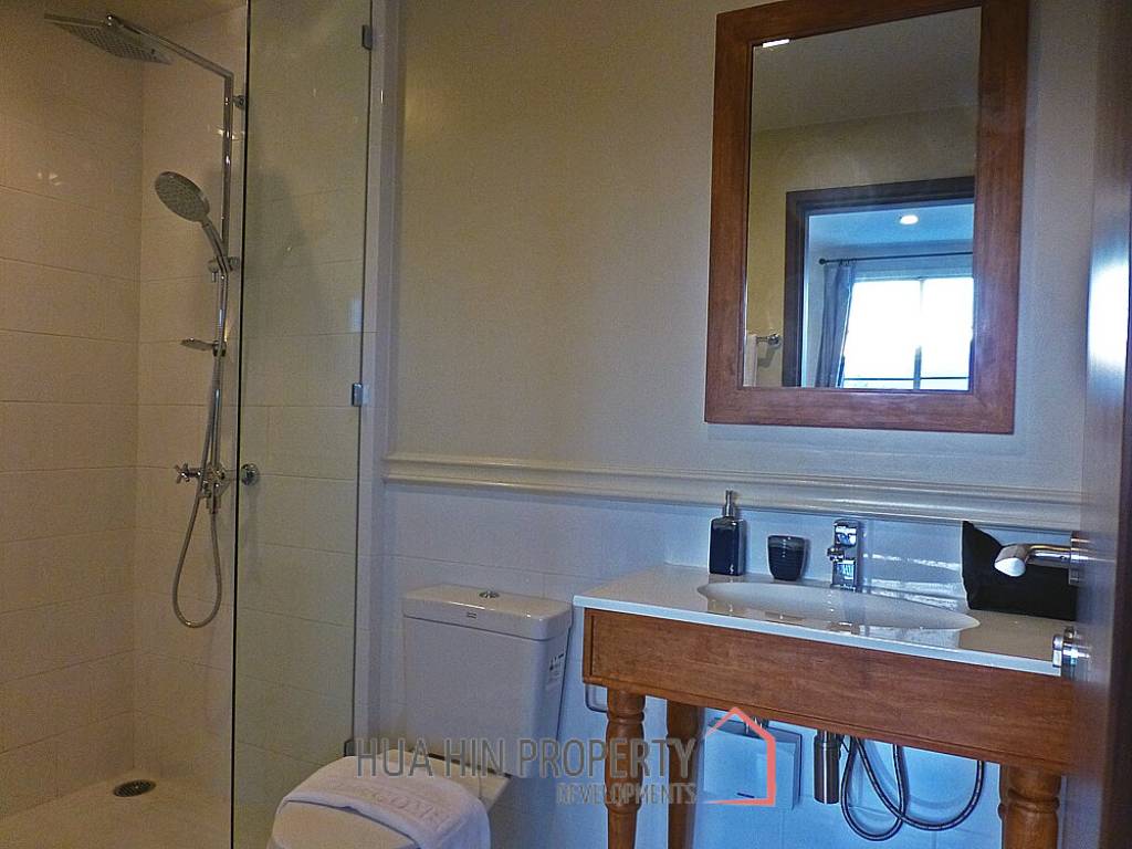 Autumn Condo: 1 Bedroom Condo For Sale