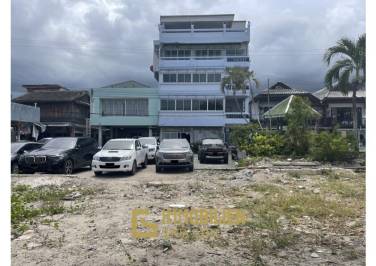 Direkt am Meer: 5 Etagen Geschäfts- oder Privathaus Direkt am Meer: 5 Etagen Geschäfts- oder Privathaus