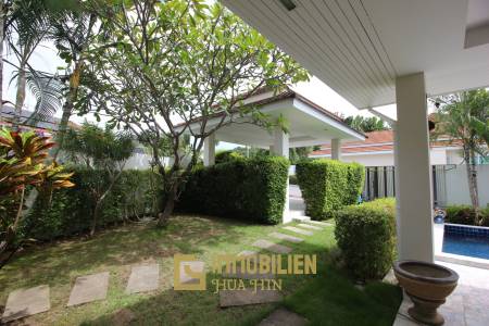 Gepflegte 3 Schlafzimmer Pool Villa