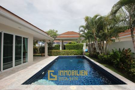 Gepflegte 3 Schlafzimmer Pool Villa