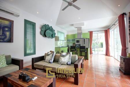 Gepflegte 3 Schlafzimmer Pool Villa