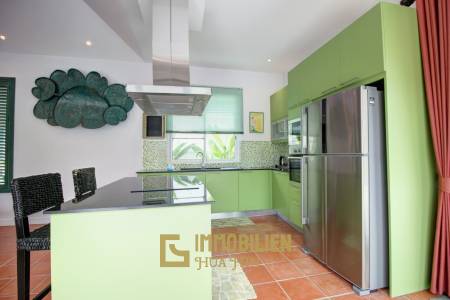 Gepflegte 3 Schlafzimmer Pool Villa