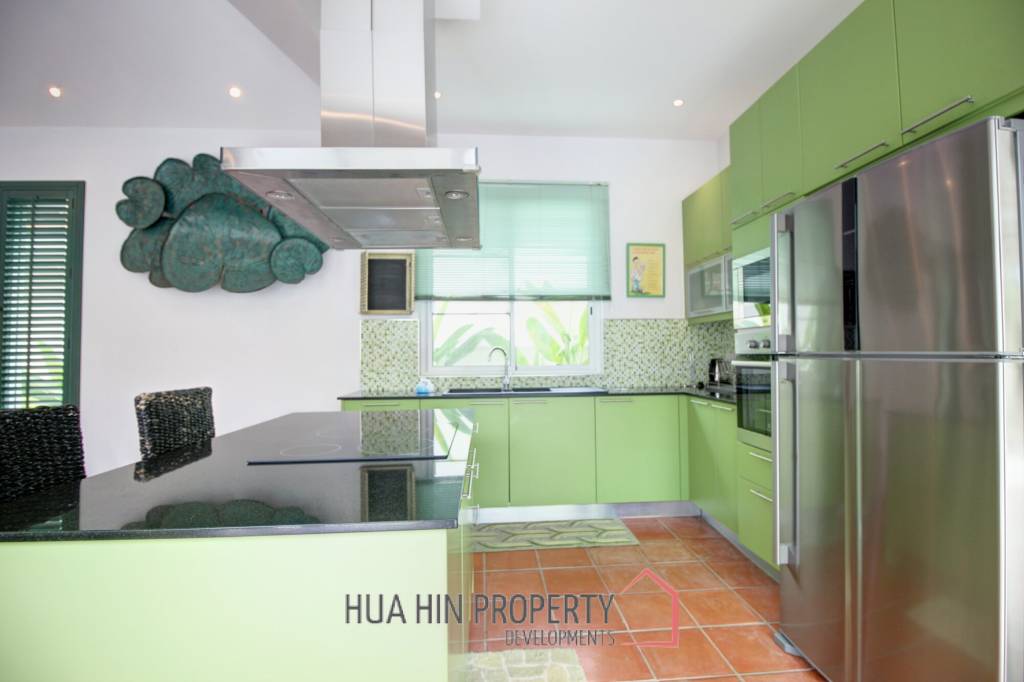 Well Maintained 3 Bedroom Pool Villa
