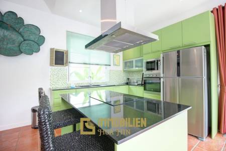 Gepflegte 3 Schlafzimmer Pool Villa