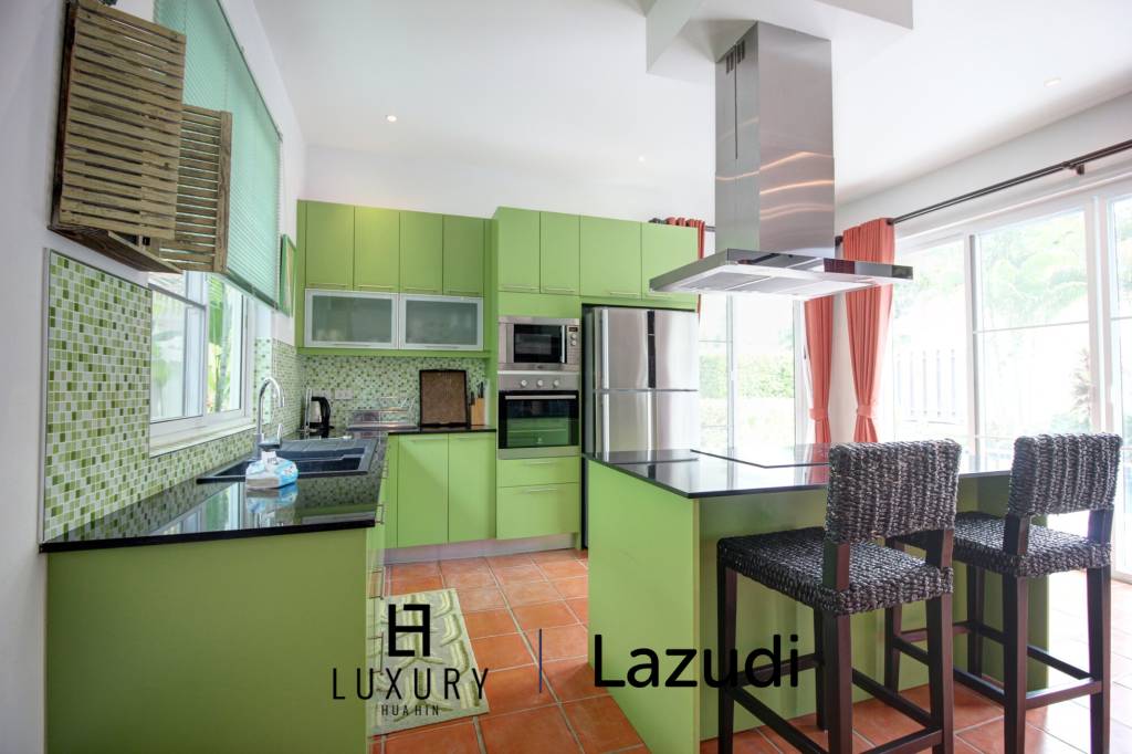 Well Maintained 3 Bedroom Pool Villa