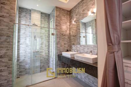Gepflegte 3 Schlafzimmer Pool Villa