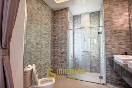Gepflegte 3 Schlafzimmer Pool Villa