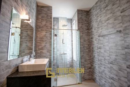 Gepflegte 3 Schlafzimmer Pool Villa