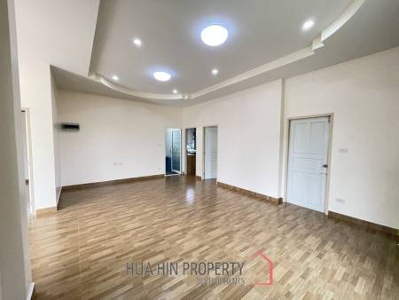 House with 2 Bedrooms and 2 Bathrooms
