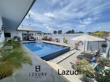 Infinity pool / 5 bedrooms / extremely well maintained