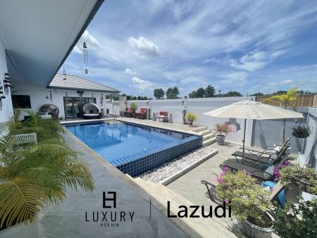 Infinity pool / 5 bedrooms / extremely well maintained