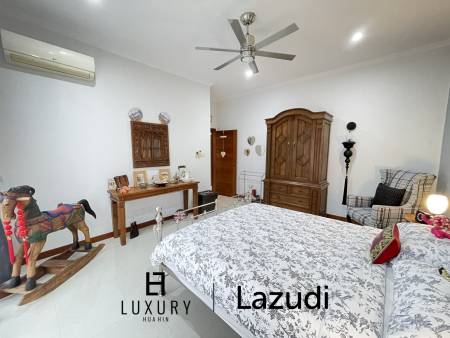 Infinity pool / 5 bedrooms / extremely well maintained