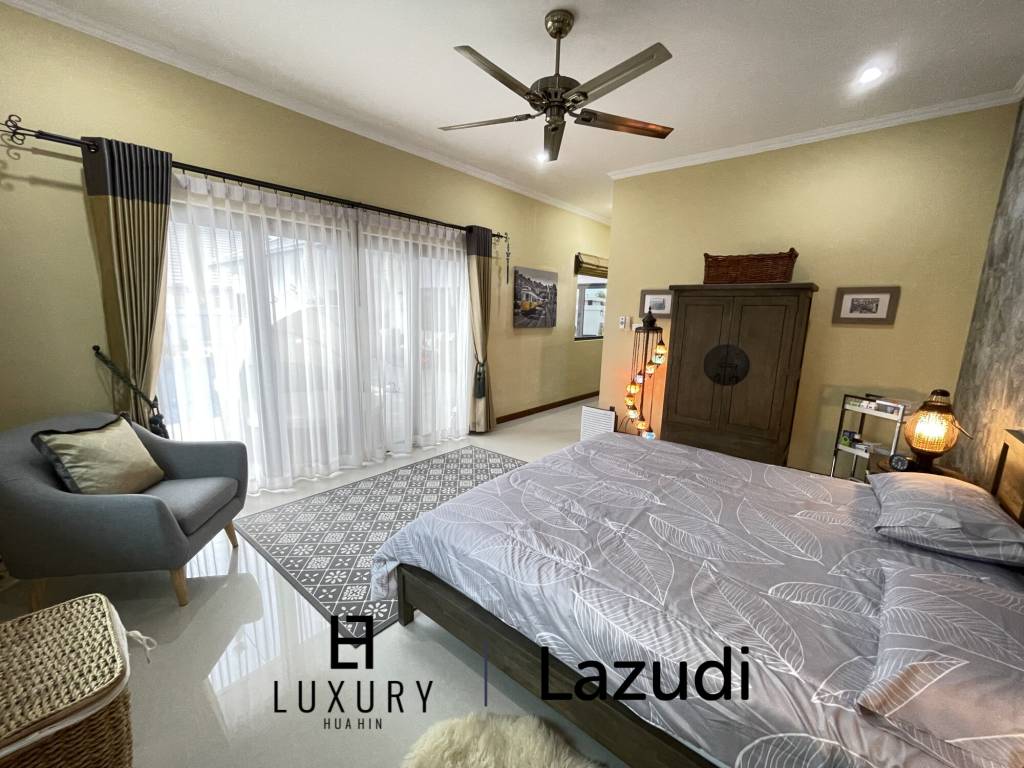 Infinity pool / 5 bedrooms / extremely well maintained