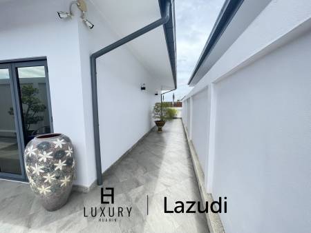 Infinity pool / 5 bedrooms / extremely well maintained